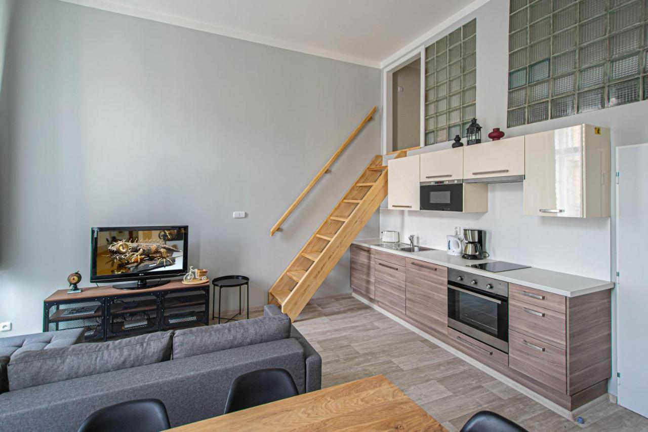Sightseeing Apartment By Ruterra Прага Экстерьер фото